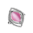 Серебряное кольцо в форме ромбы с фианитами и розовым кошачьим глазом