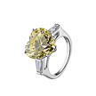 Романтическое кольцо из серебра, с кубическим цирконием в форме сердца