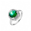 Яркое кольцо из серебра, с крупным зеленым фианитом, окруженным россыпью белых