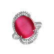 Нежное кольцо с камнем кошачий глаз розового цвета окаймленного фианитами